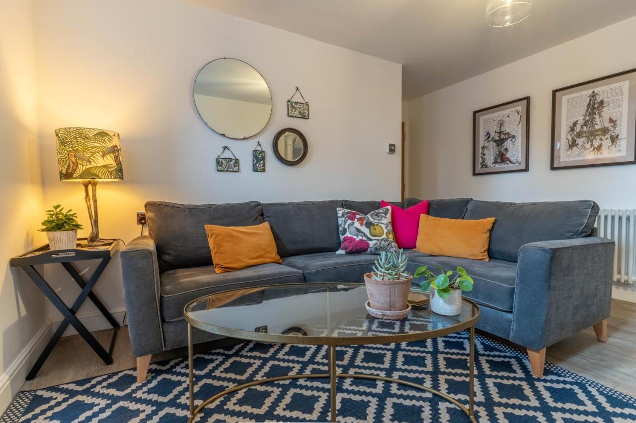 Luxury Chapel Apartment Within City Walls Chester Buitenkant foto
