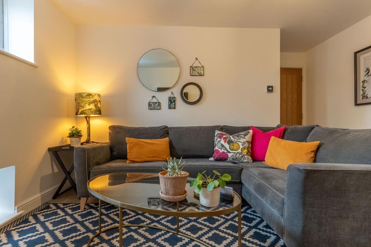 Luxury Chapel Apartment Within City Walls Chester Buitenkant foto