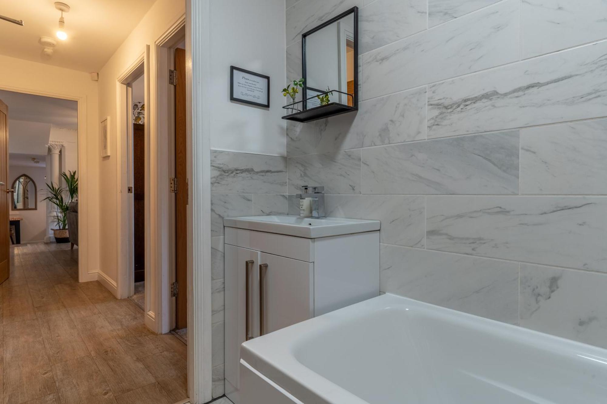 Luxury Chapel Apartment Within City Walls Chester Buitenkant foto