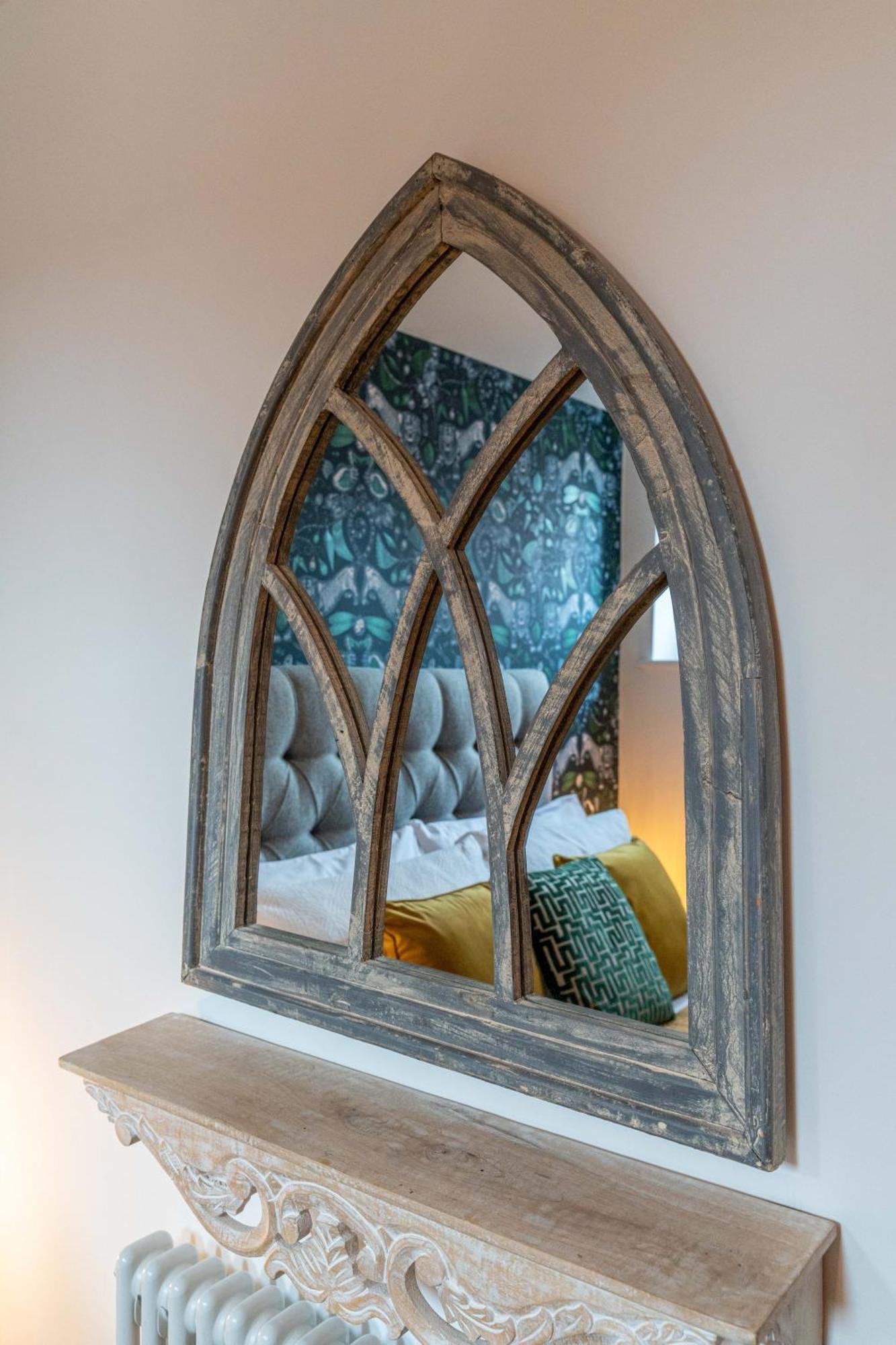 Luxury Chapel Apartment Within City Walls Chester Buitenkant foto
