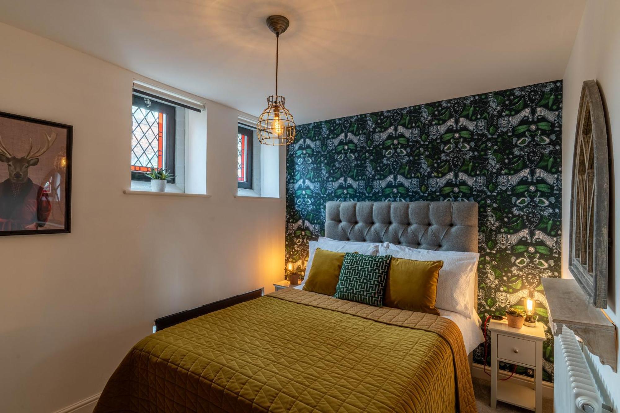 Luxury Chapel Apartment Within City Walls Chester Buitenkant foto